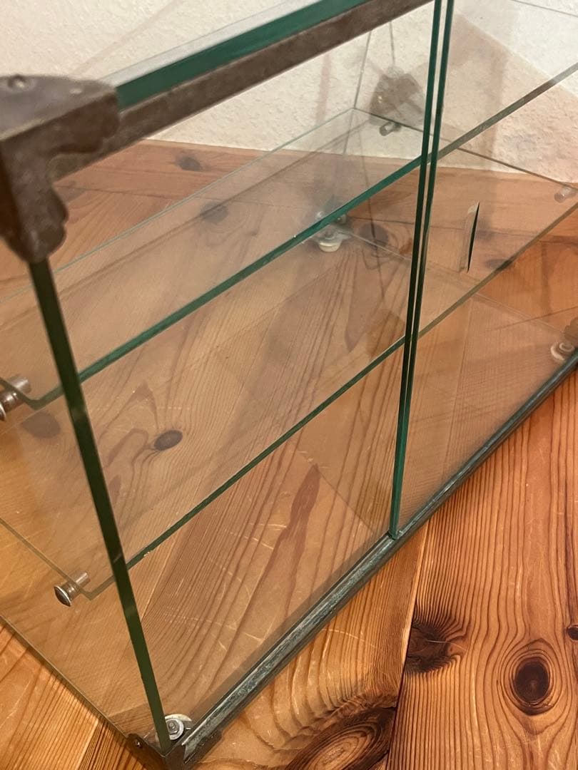 seven 昭和レトロ ガラスケース ショーケース 正面斜めガラス