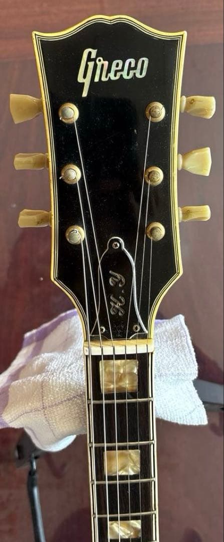 グネコ　エレキギターレスポールモデル