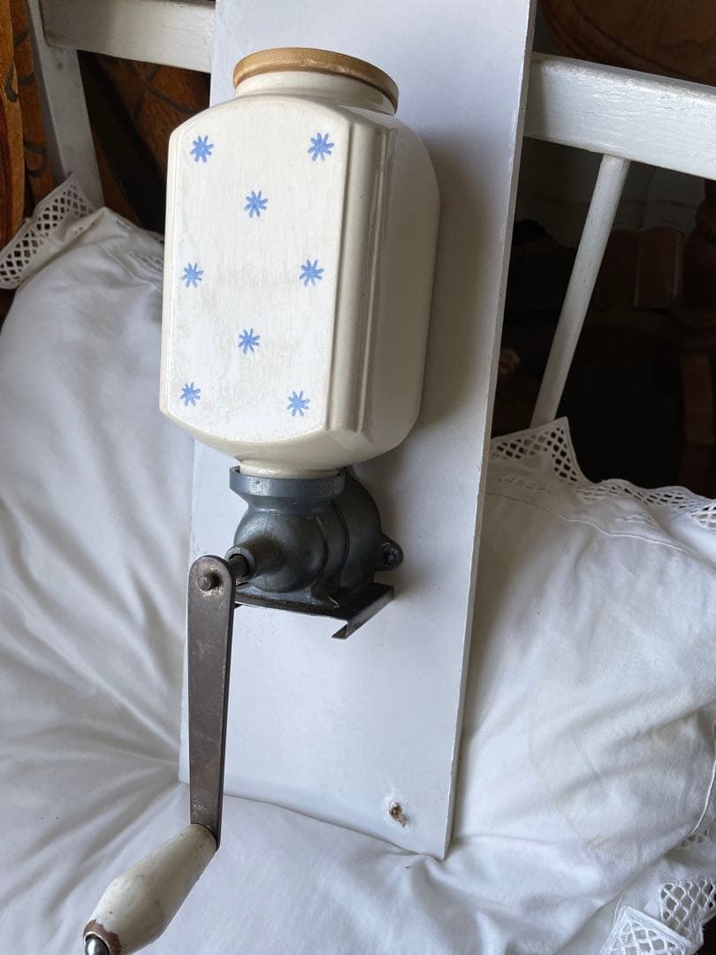 フランス　アンティーク 壁掛け　コーヒーミル　グラインダー 陶器　ドット　星