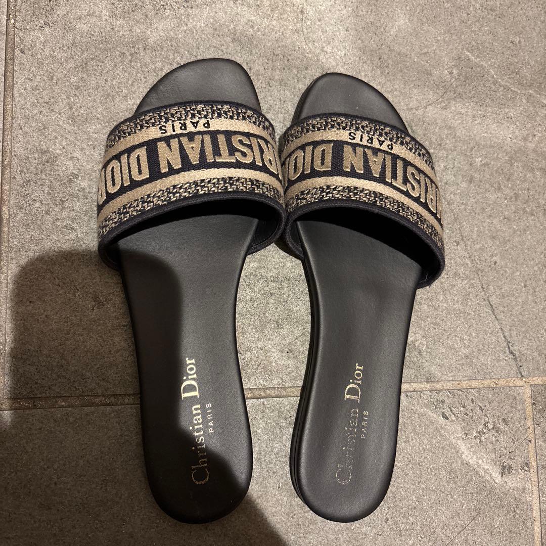 ディオール　サンダル