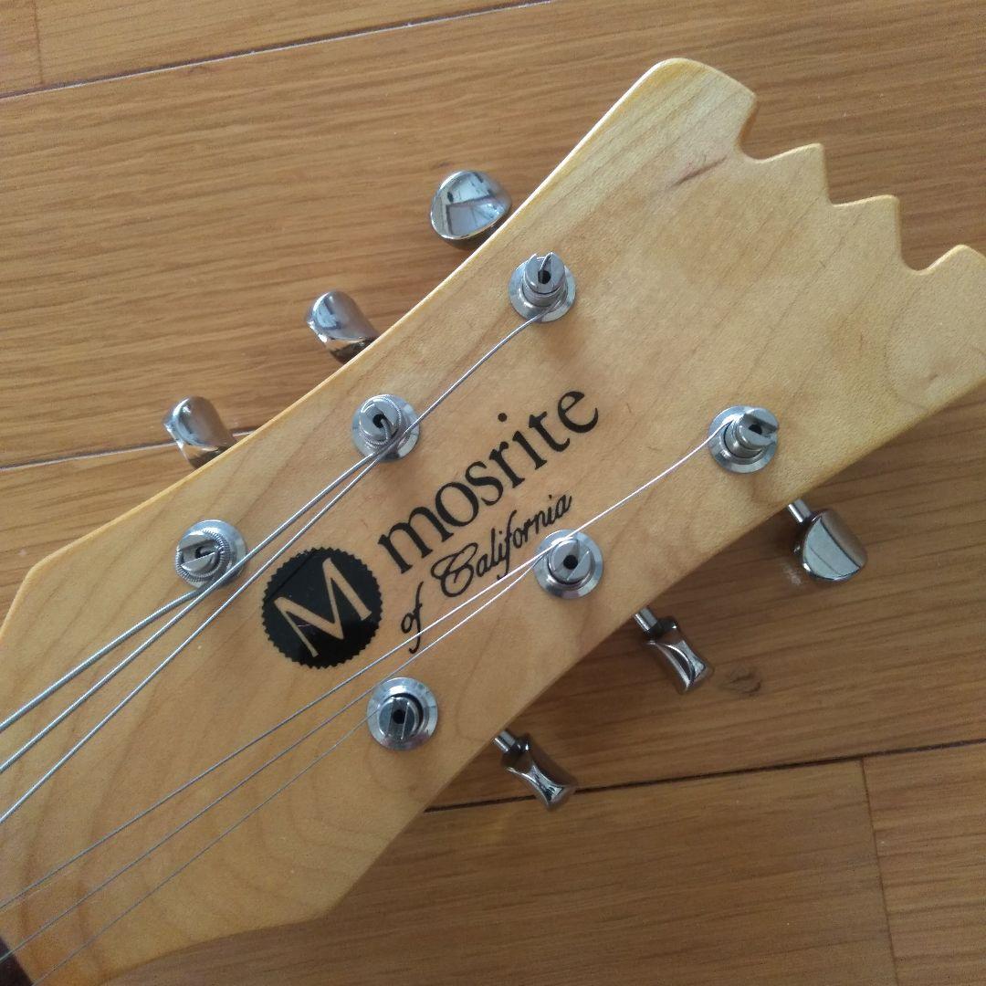 1965年エレキの若大将で登場したWhite Mosrite モズライト