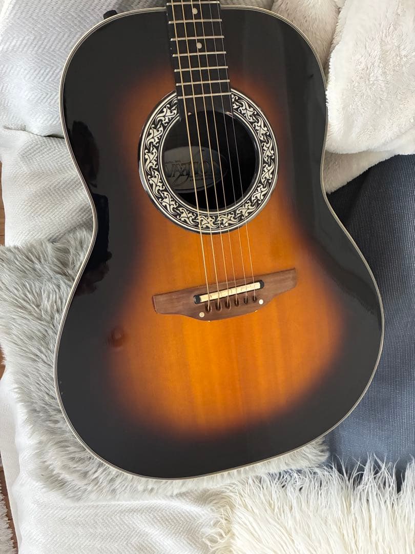 OVATION 1611 サンバースト　専用ハードケース付き