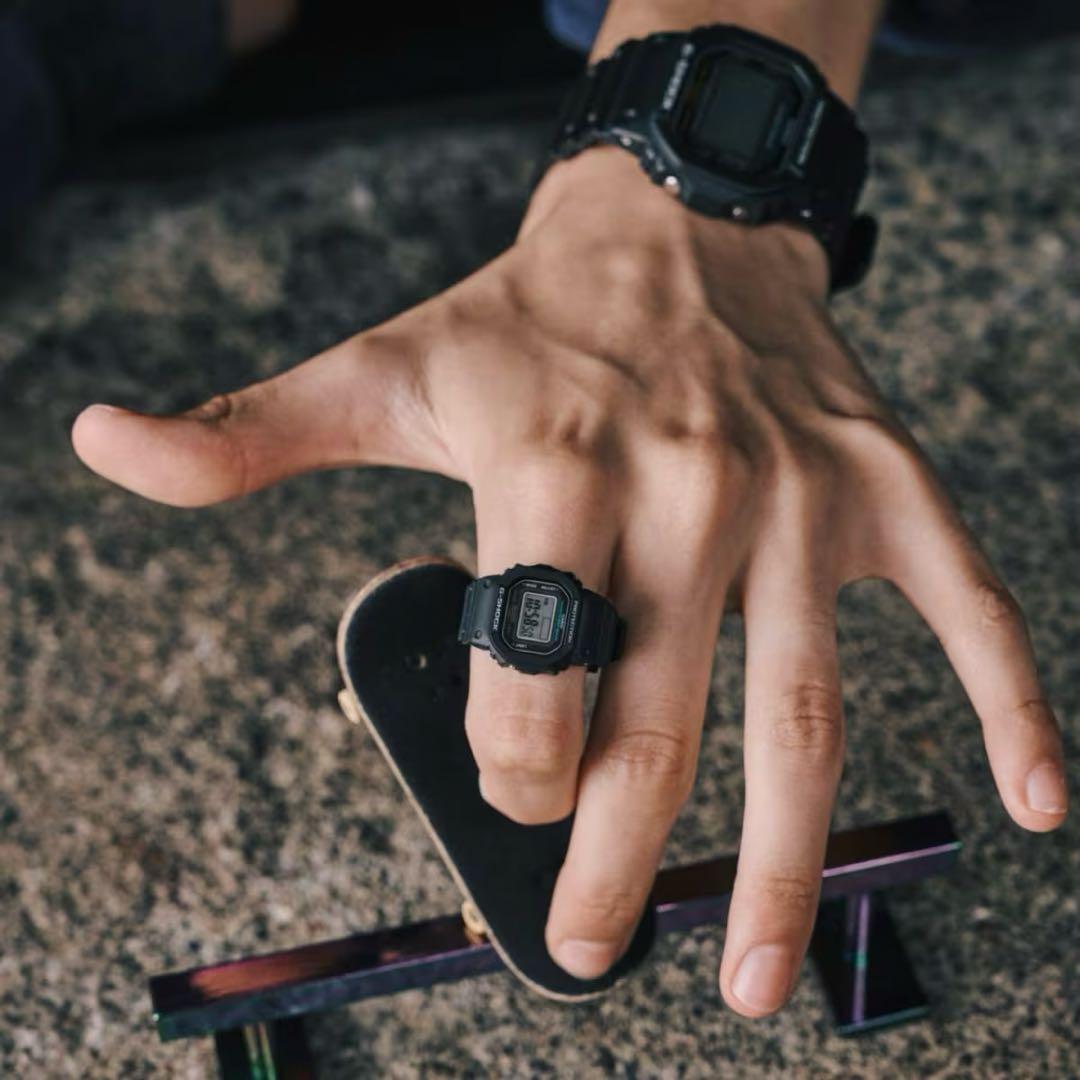 【新品・未開封】CASIO G-SHOCK NANO DWN-5600-1JR