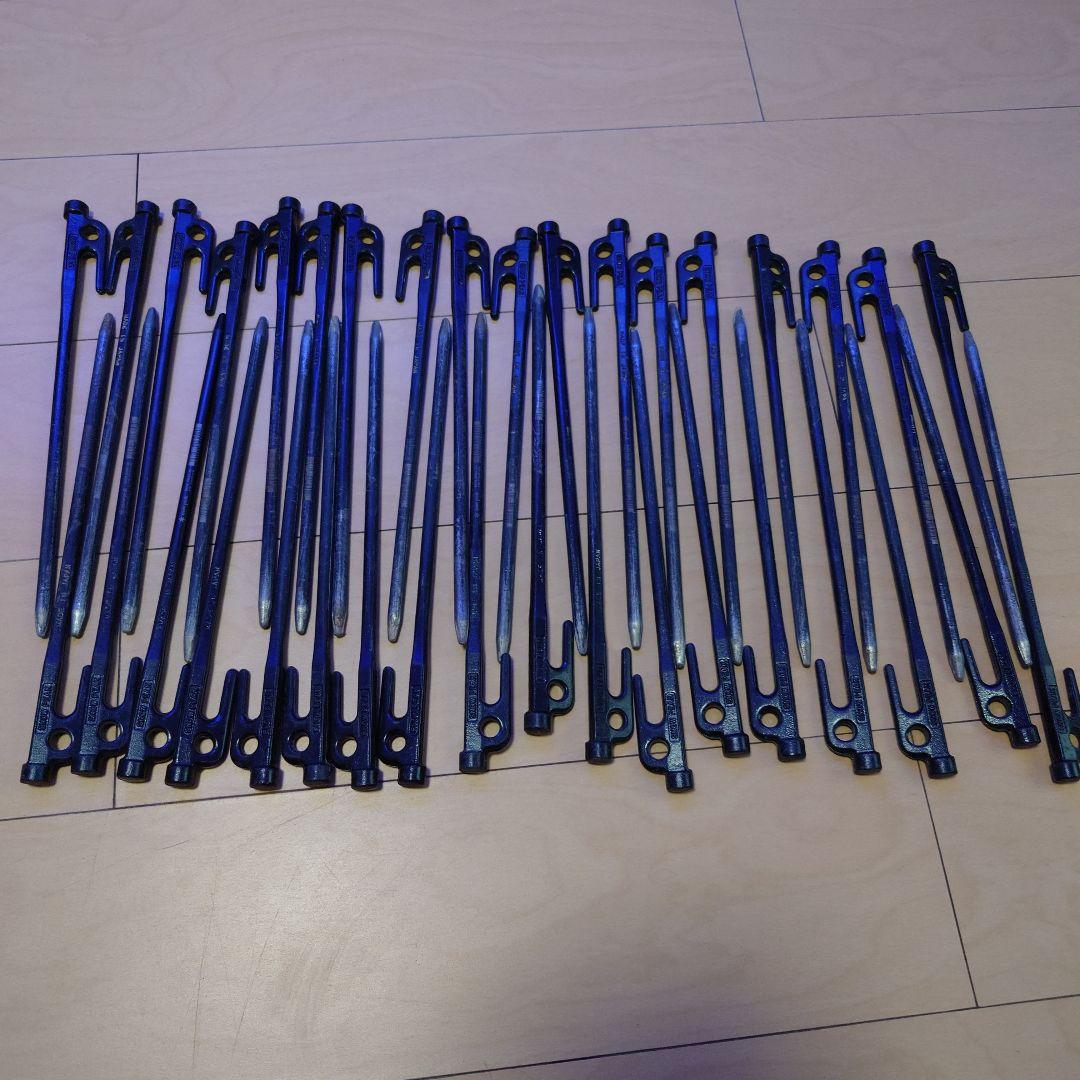 ソリッドステーク30と20　 マルチコンテナS 　 ペグハンマーpor.C