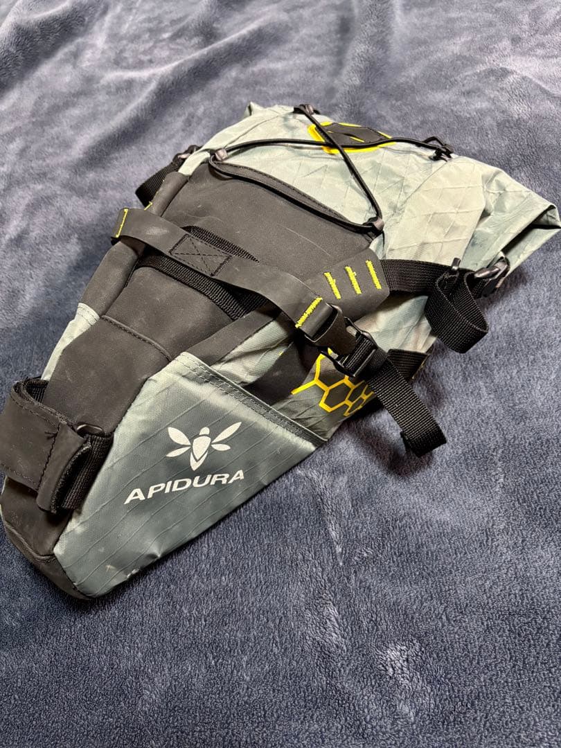 アクセサリー APIDURA Saddle Bag