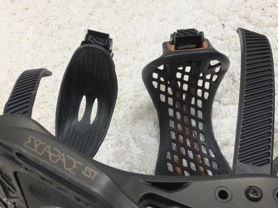 Burton ビンディング Escapade EST　レディースMサイズ