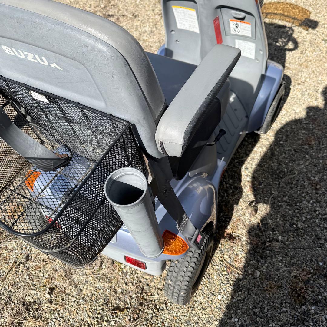 動作品 電動車いす スズキ セニアカー シニアカー 4輪 電動車 愛知引き取り可