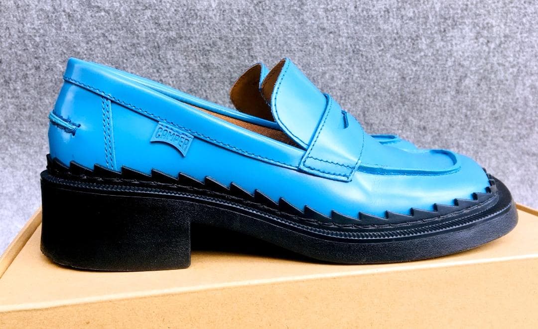 ★極美品★CAMPER TAYLOR ローファー