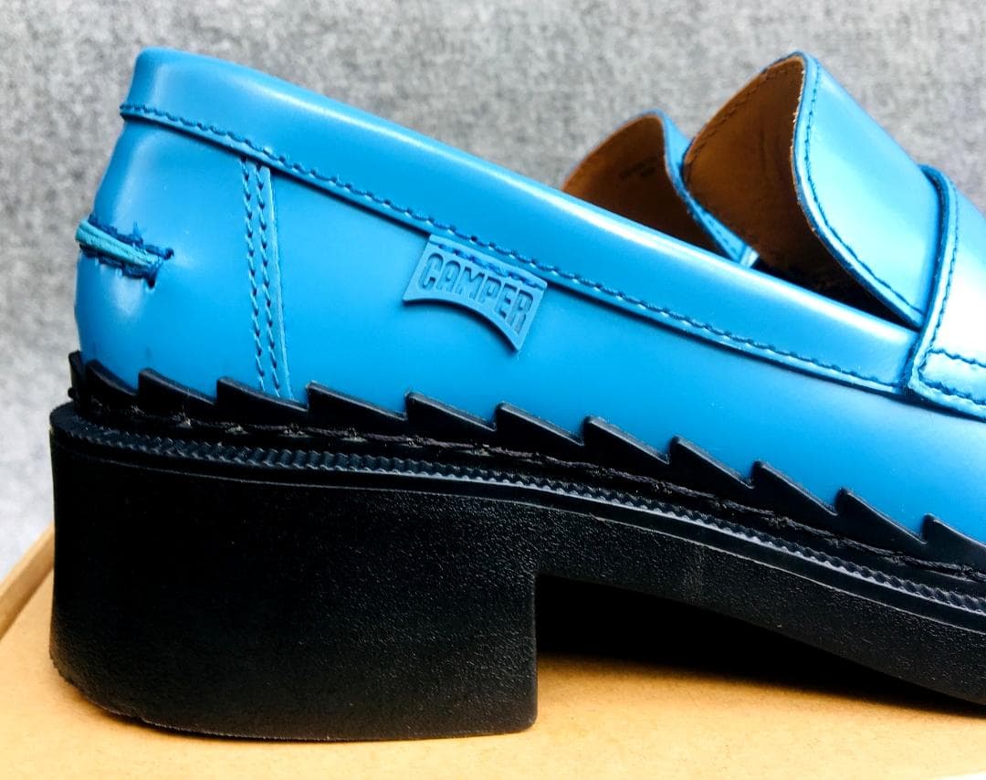 ★極美品★CAMPER TAYLOR ローファー