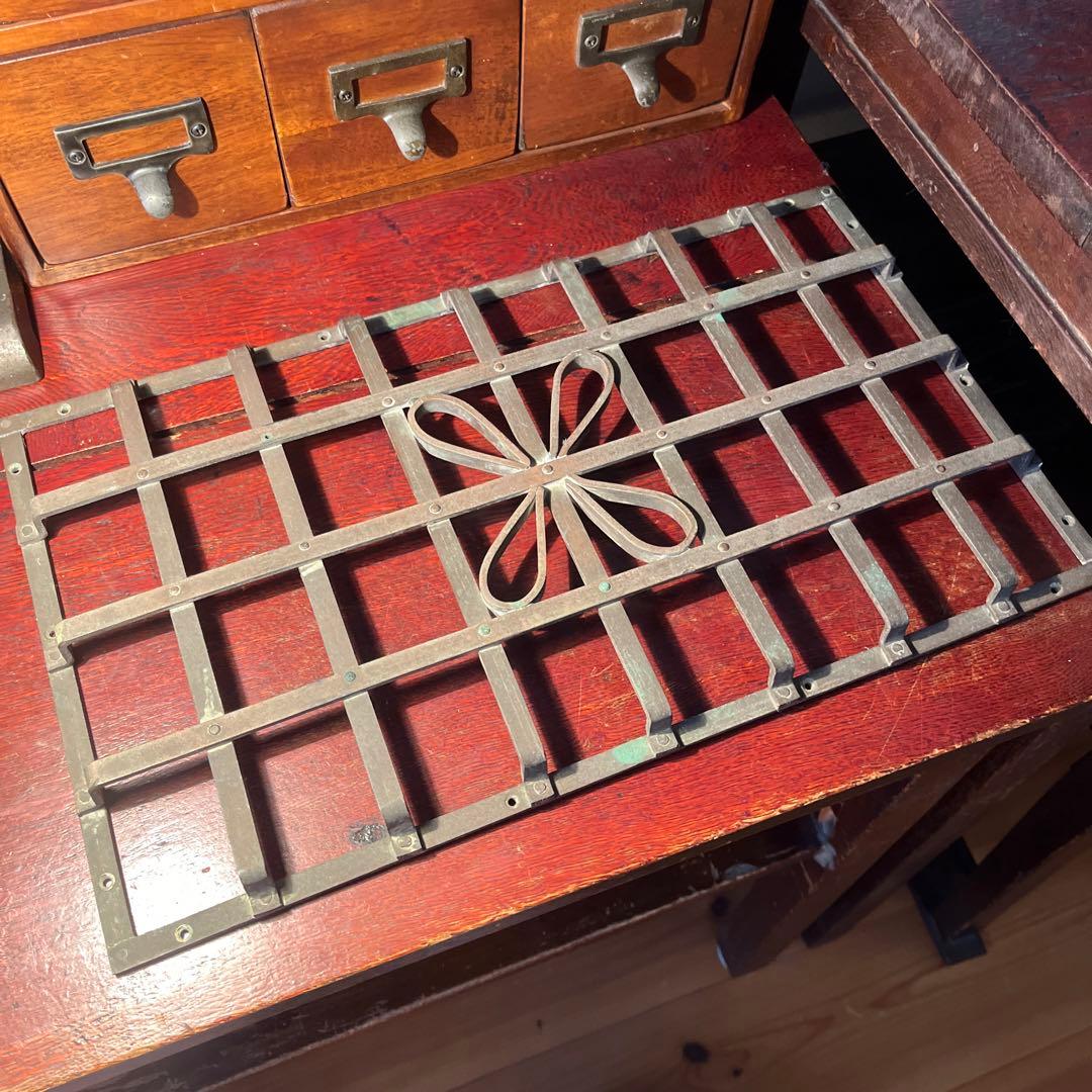 昭和レトロ アンティーク ヴィンテージ シャビー アイアン 窓格子 面格子