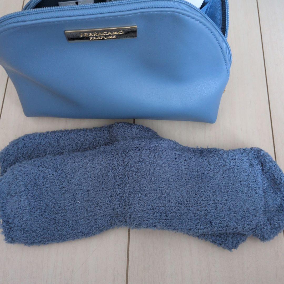 新品 ファーストクラス アメニティFerragamoとランバン トラベルポーチ