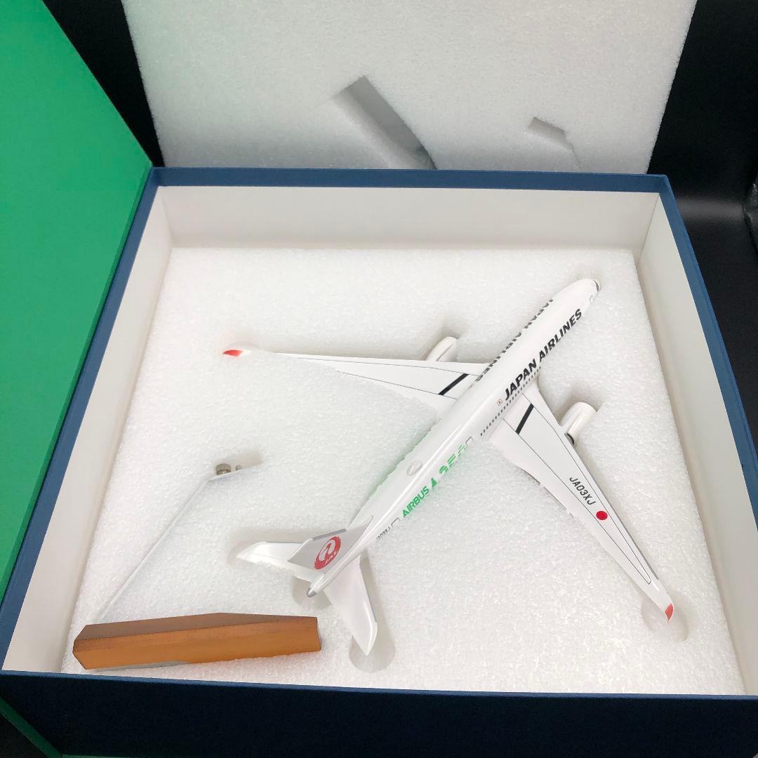 限定品 JAL AIRBUS A350-900 3号機 JA03XJ 1/200