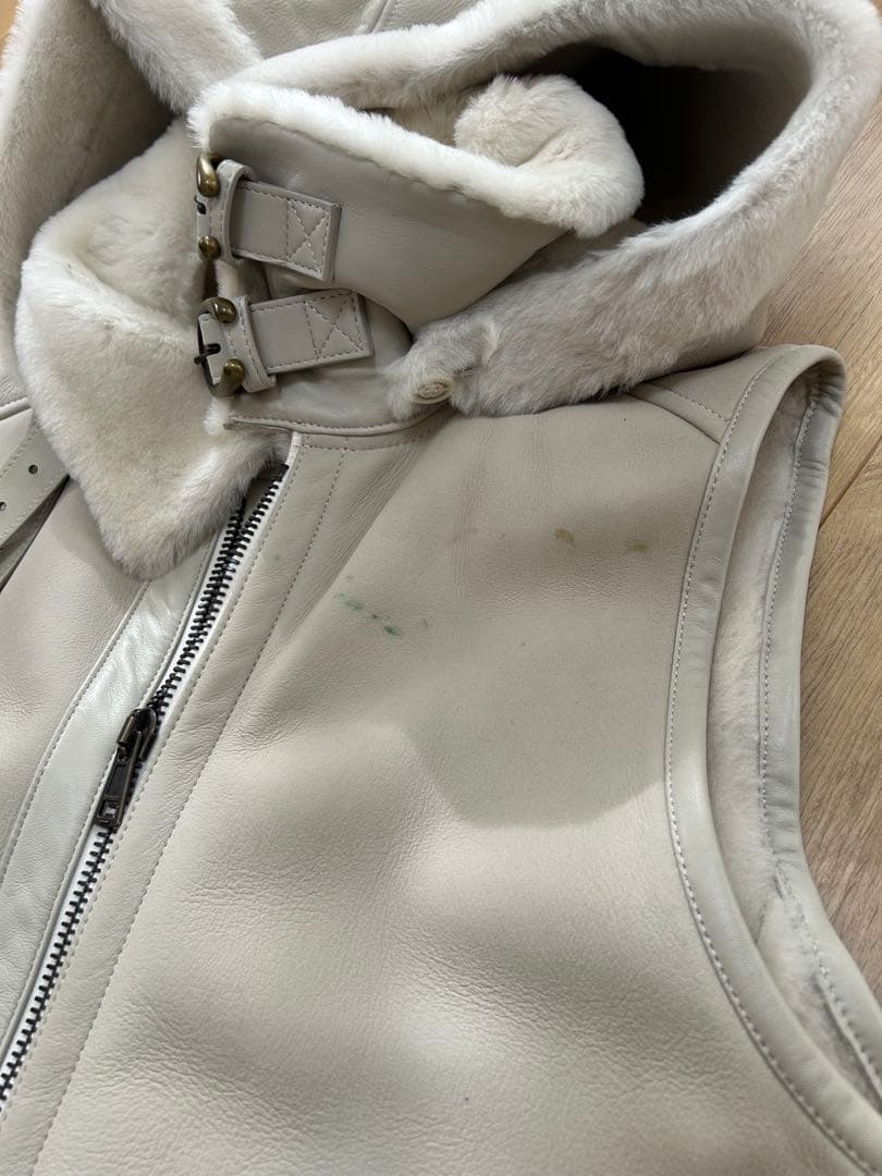 トップス 1PIU1UGUALE3 SPANISH MOUTON VEST