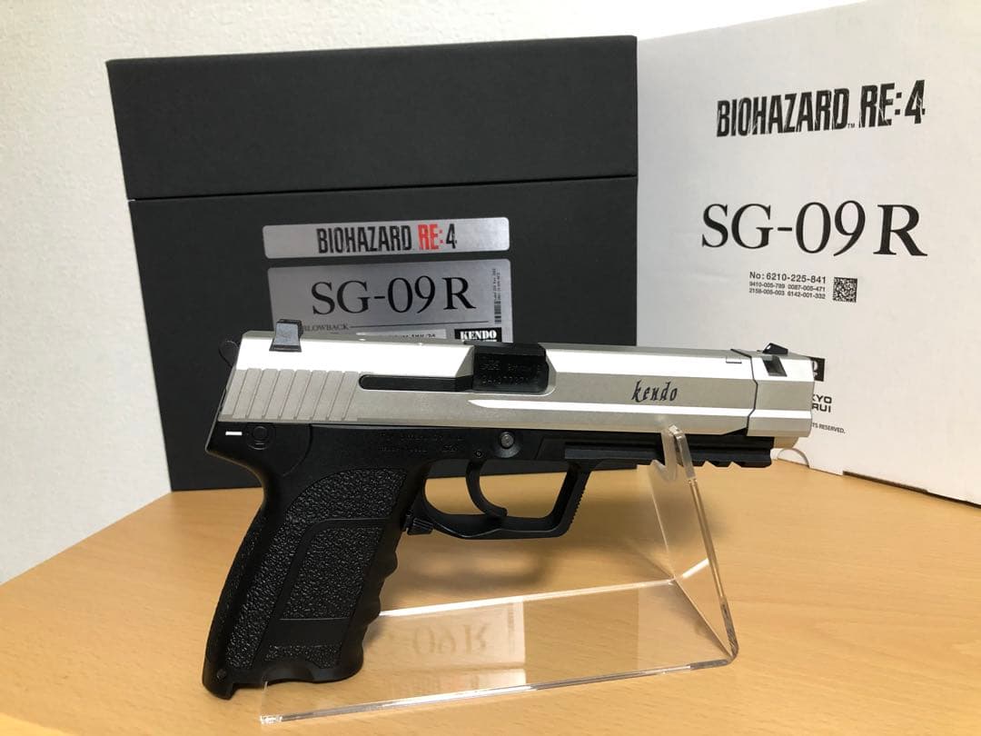 【レア】バイオハザード RE4 限定品 SG-09 R レオン sg09r