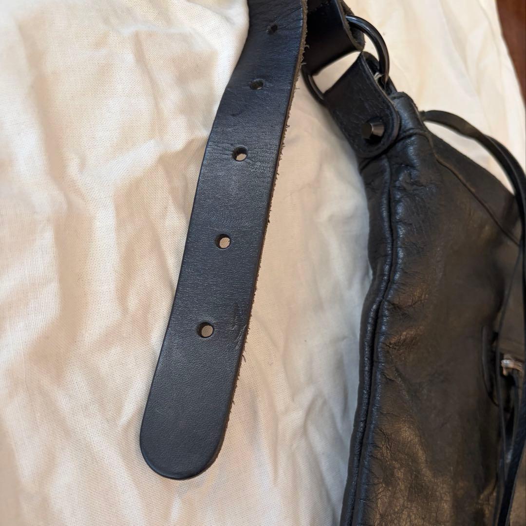 BALENCIAGA THE MENS DAY レザー ショルダーバッグ