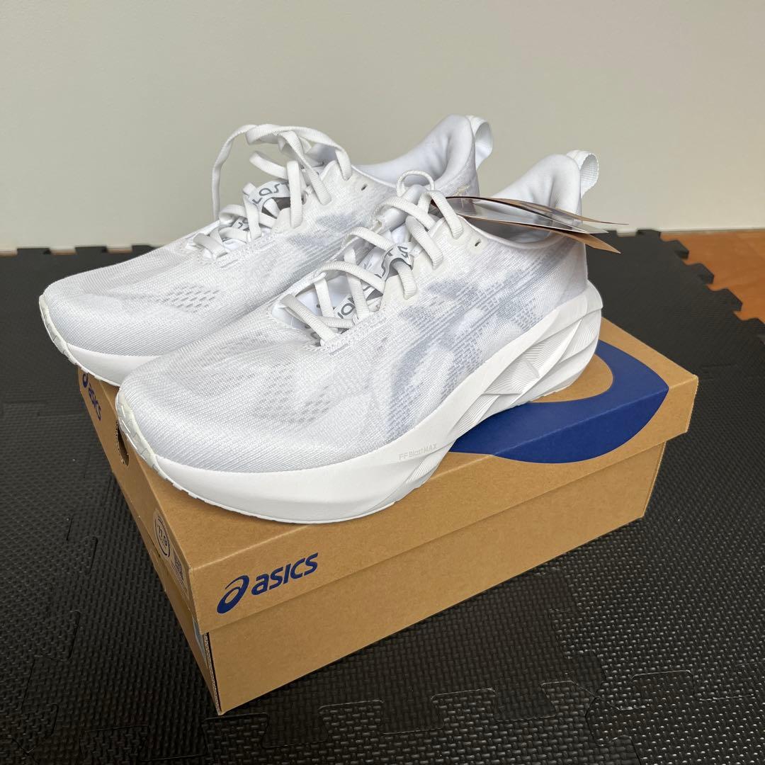 asics アシックス ノバブラスト5 サイズ26cm 新品未使用