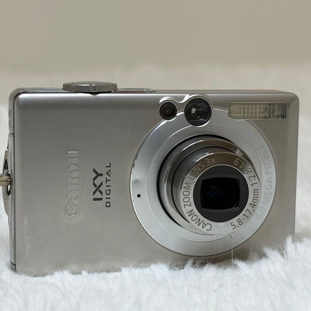 Canon カメラ　IXY 70 PC1193 充電器 コンデジ　動作品