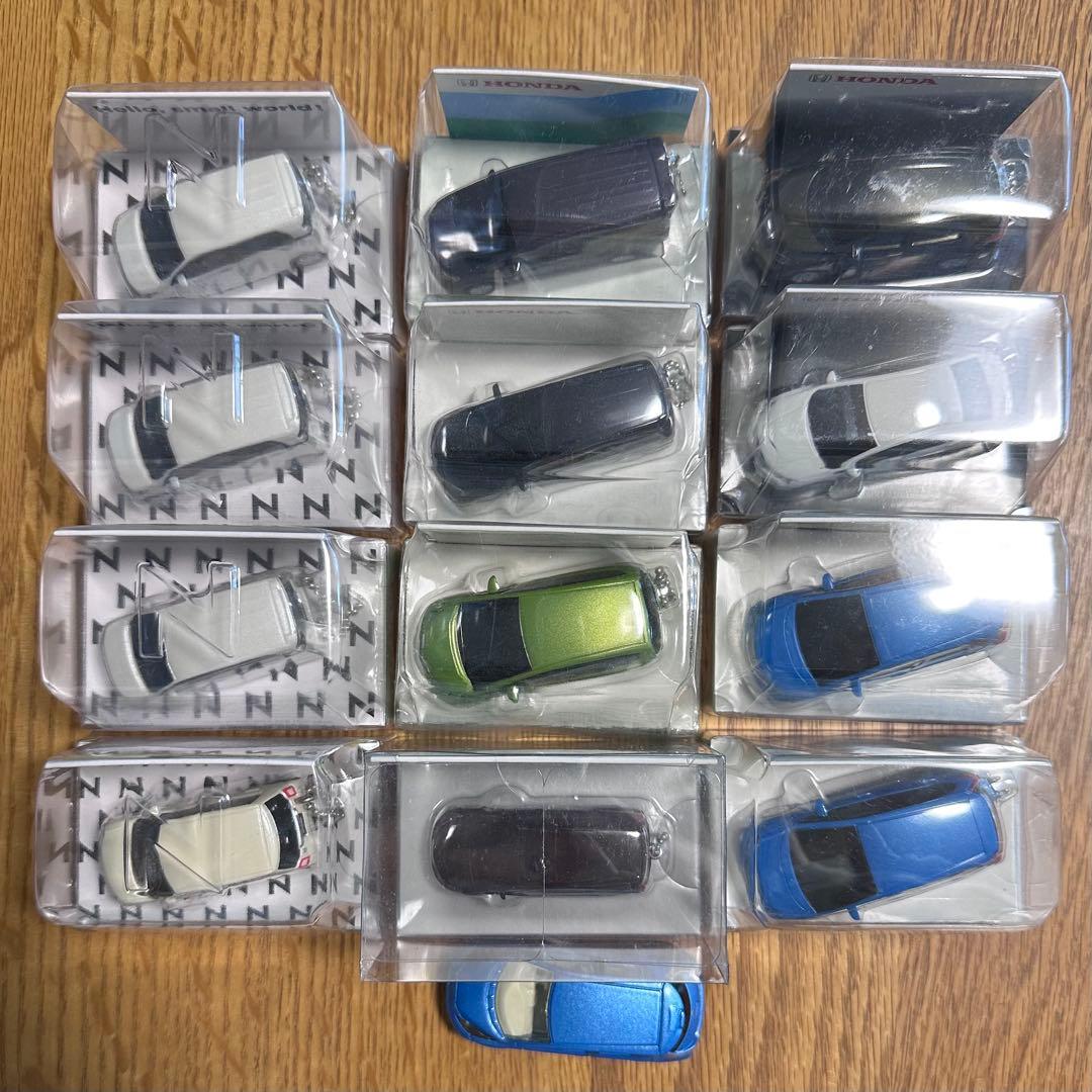 ミニカー おもちゃ LEDキーホルダー