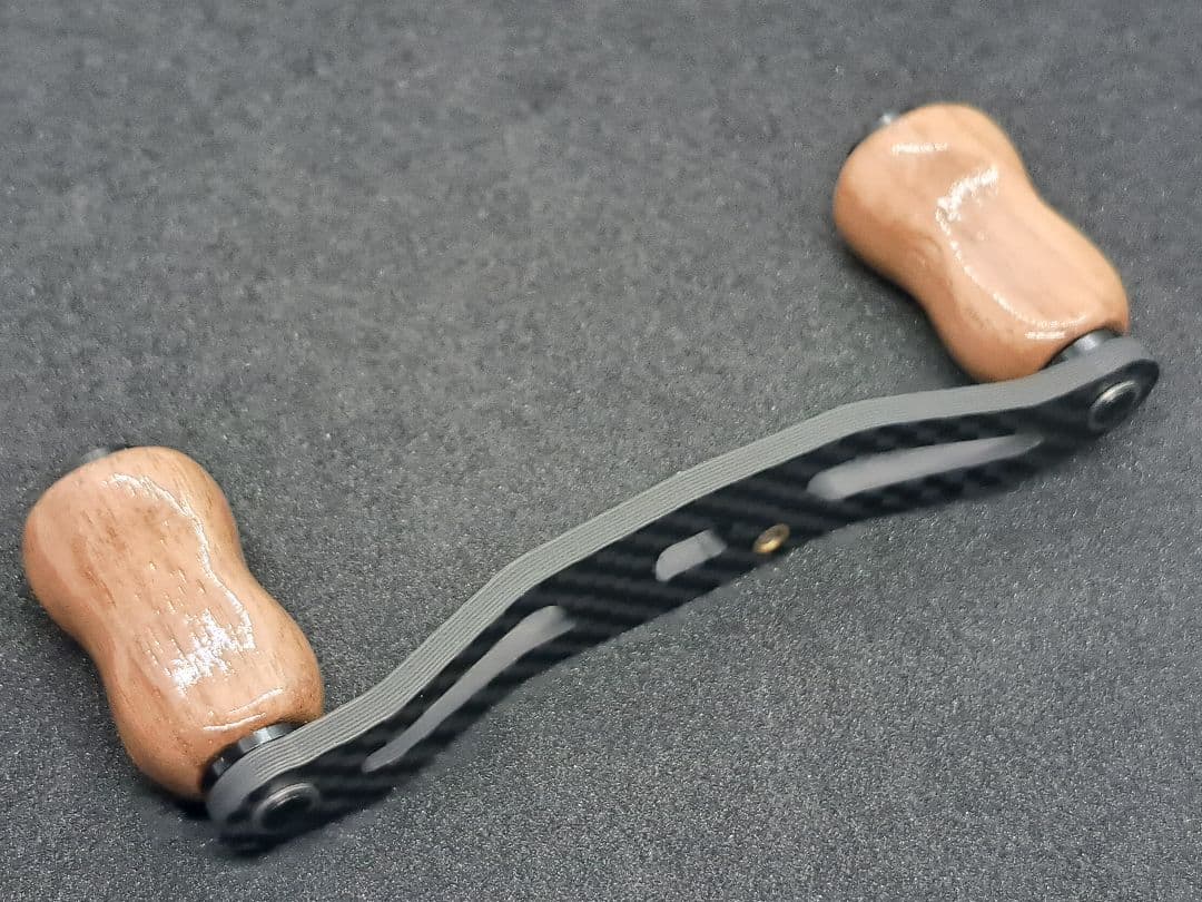 超軽量セット　カーボンハンドル ダイワ/アブ/シマノ 全長95mm軸間85mm