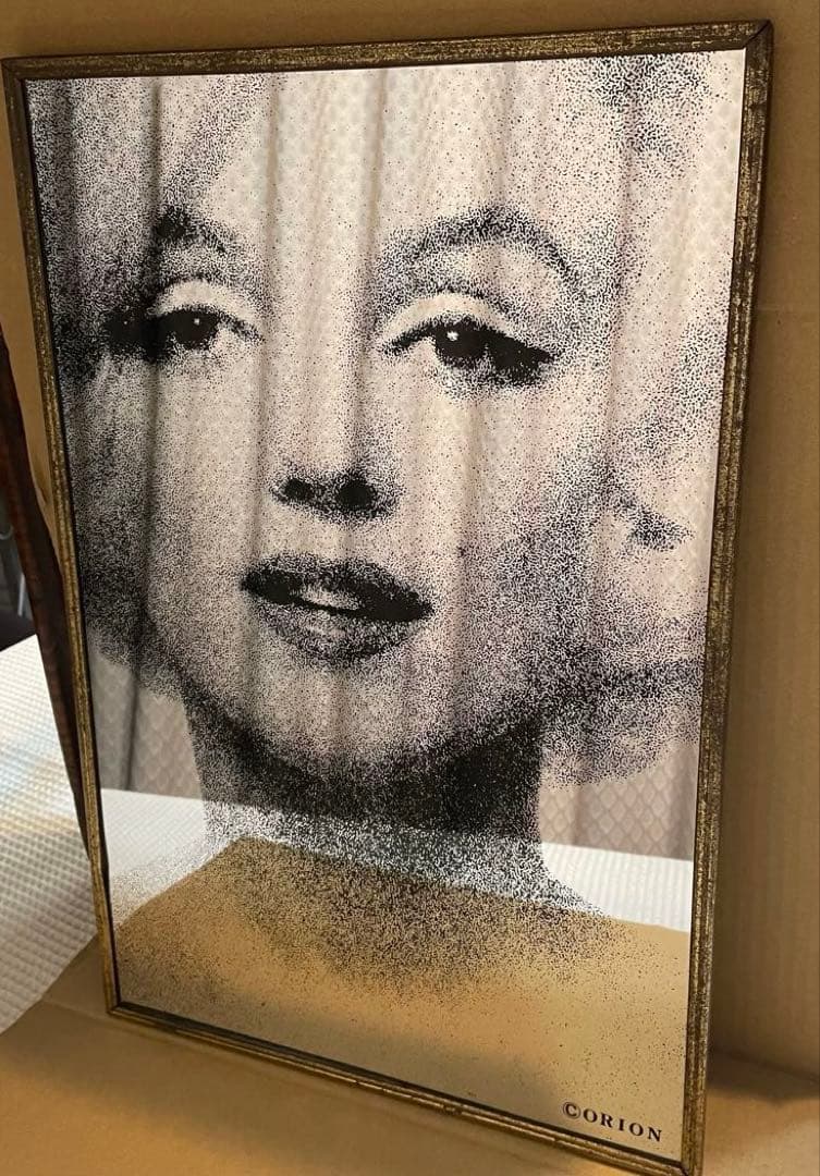 マリリンモンロー　パブミラー