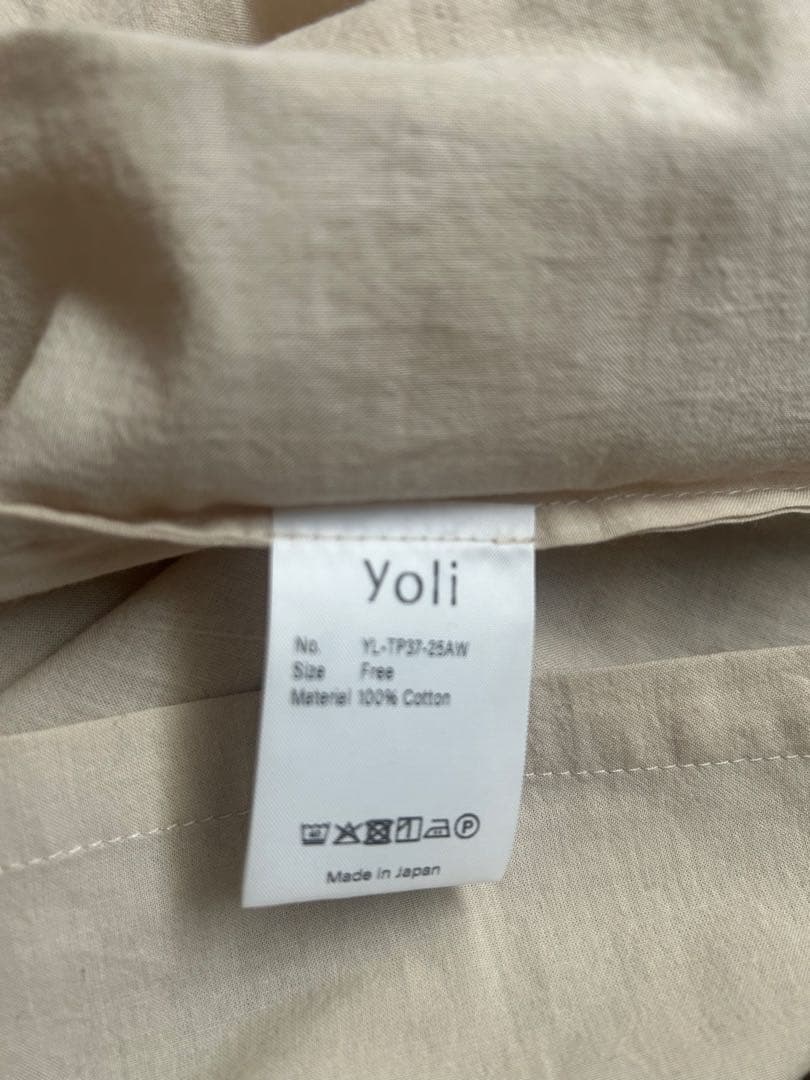 yoli frilled blouse for gather フリルブラウス