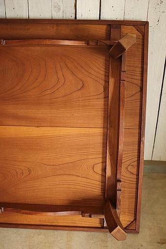 古い木製無垢材のテーブル　座卓