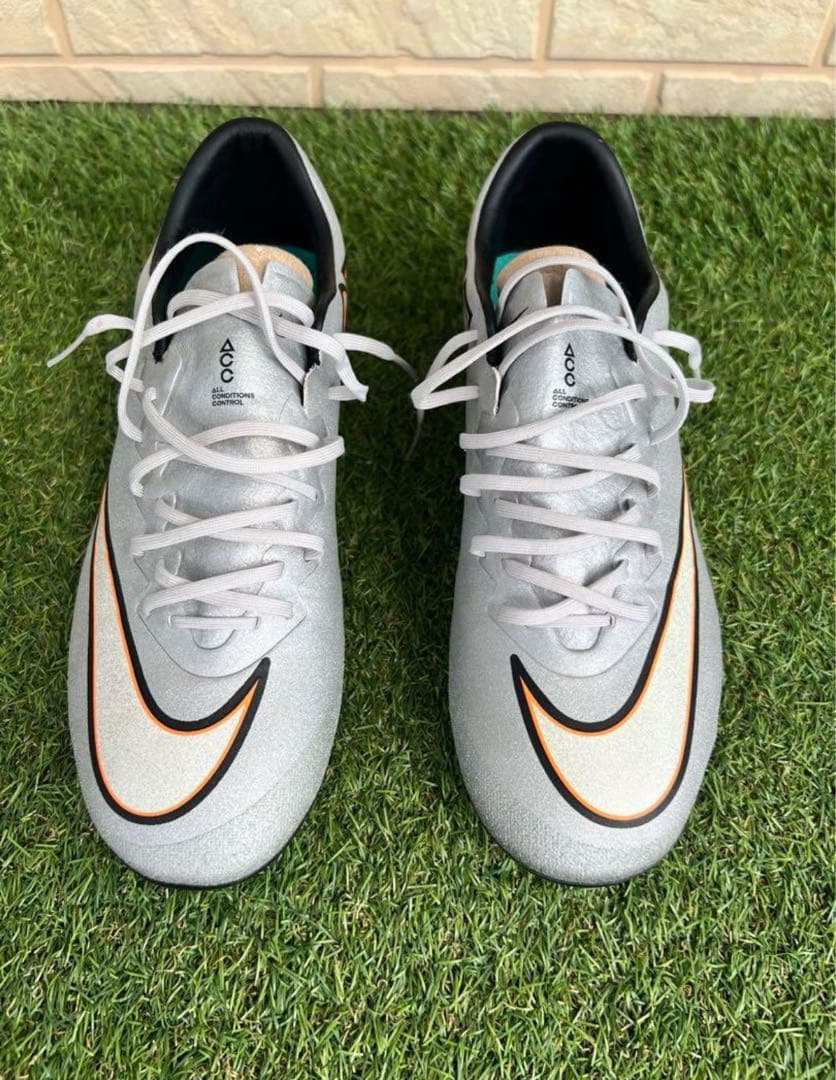 廃盤モデル激レア　ナイキ　マーキュリーアルヴェイパーCR7