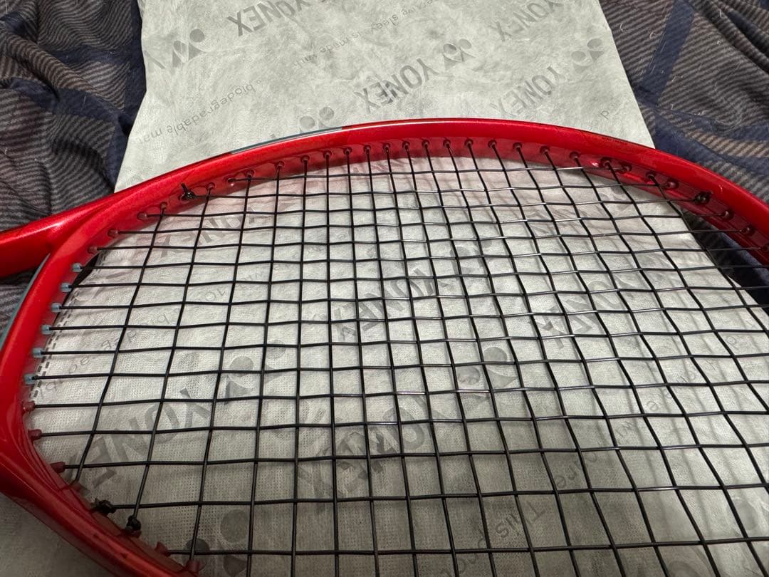 ２０２６年モデル 新作YONEX VCORE 98 ブイコア 305g G2