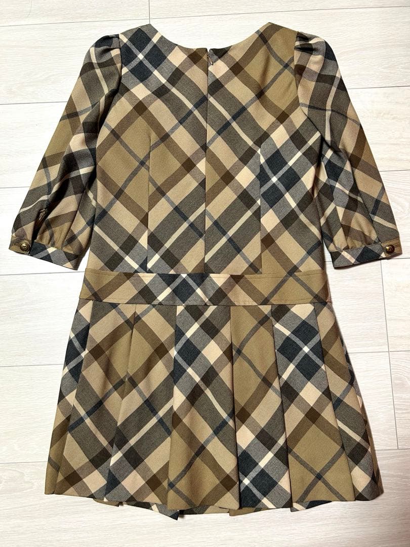 美品BURBERRYノバチェック ウール ワンピース 七分袖 36 色違い2点