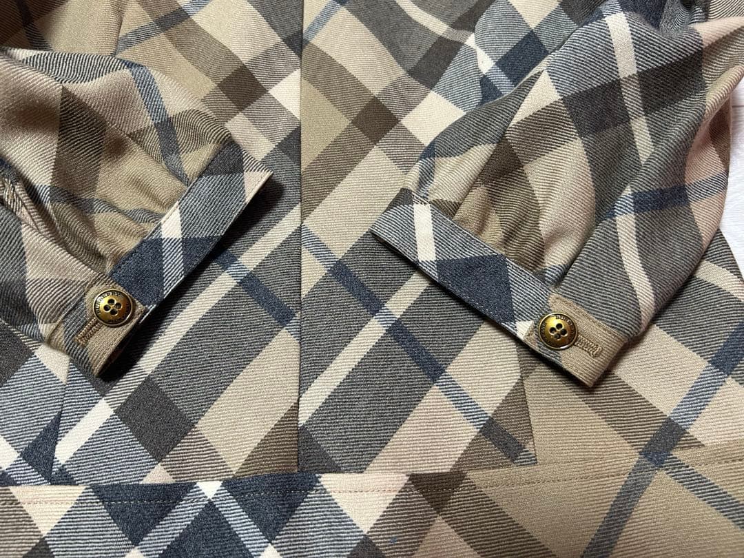 美品BURBERRYノバチェック ウール ワンピース 七分袖 36 色違い2点