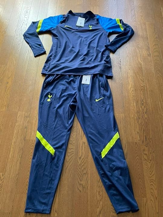 トッテナム・ホットスパーズ　トレーニングウェア