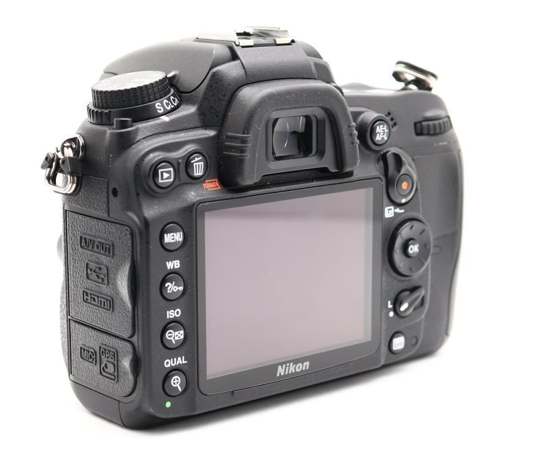■完動品 Nikon D7000 デジタル一眼レフ　ショット数12669