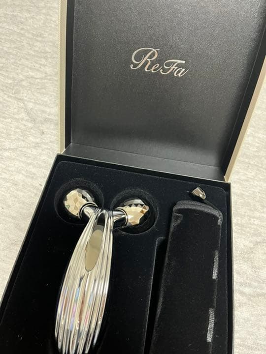 ◎G.W限定価格◎ReFa CARAT RAY