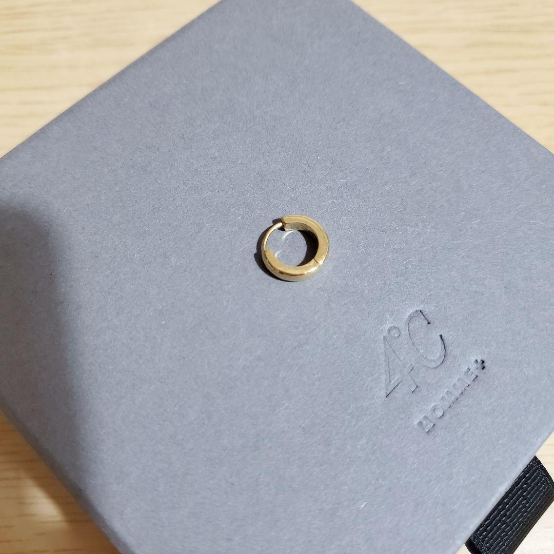 【4℃ HOMME+】片耳用ピアス(カラー：ゴールド)