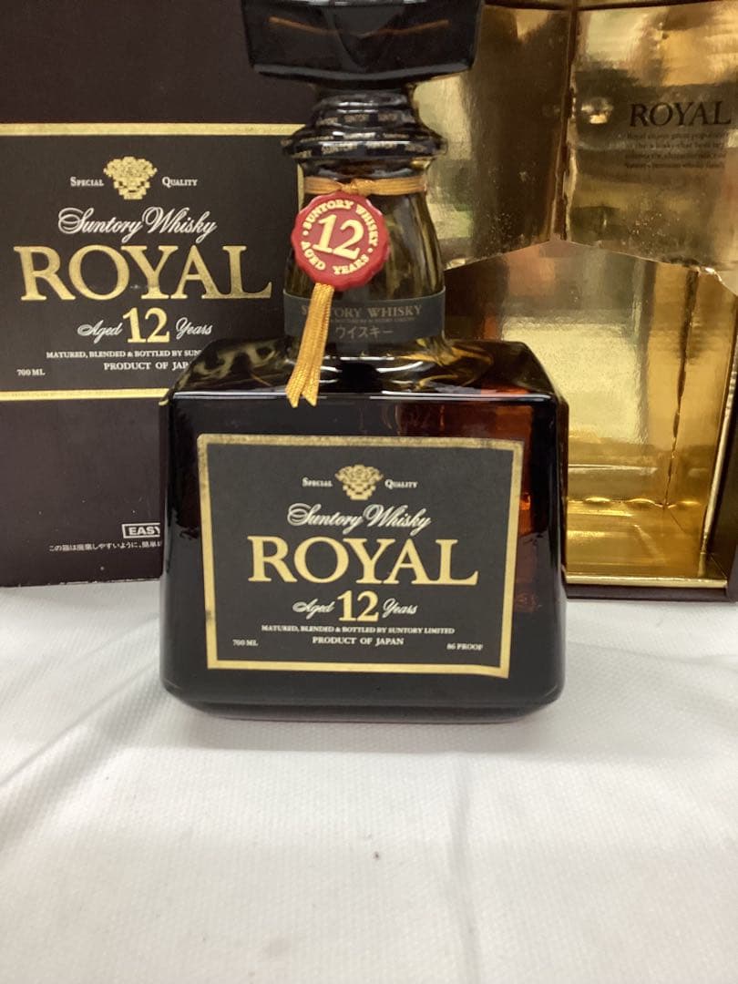 サントリー ロイヤル 12年 ウイスキー　　　　Tー16