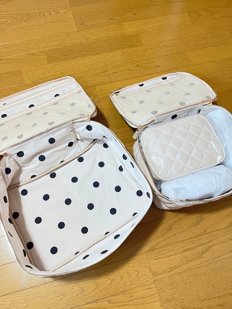 新品　Liala by pg キルティングトラベル収納 バック3点セット