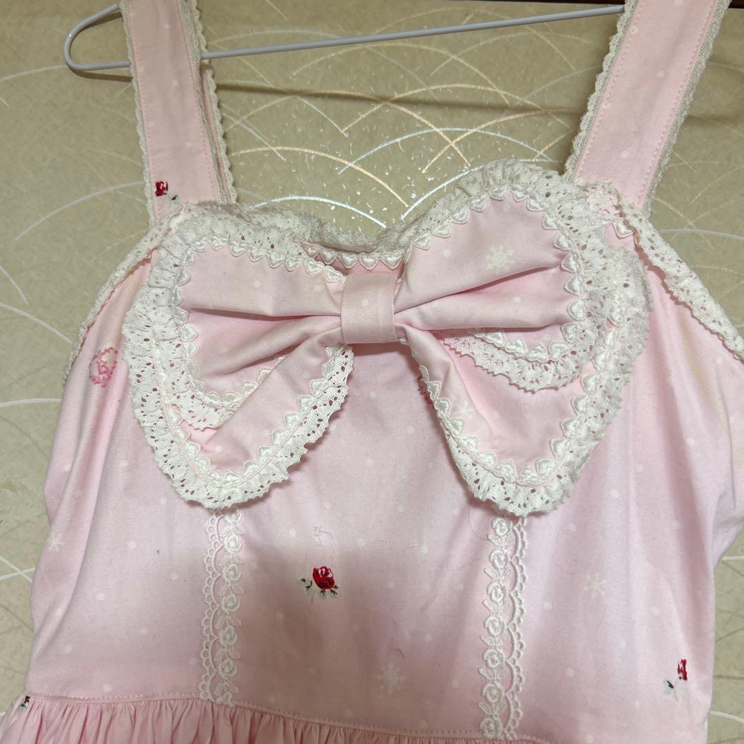 ウサギイラストのピンクノースリーブワンピース