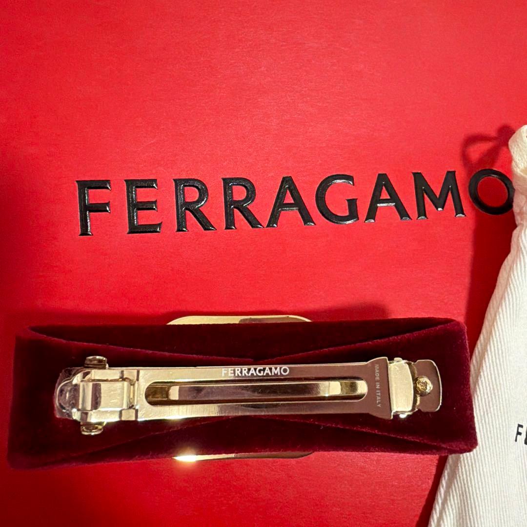 FERRAGAMO ワインレッド ヘアアクセサリー