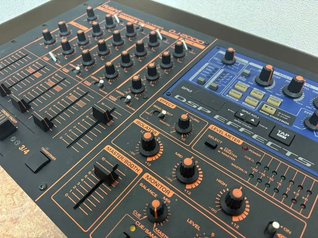 Roland DJ-2000 DJミキサー