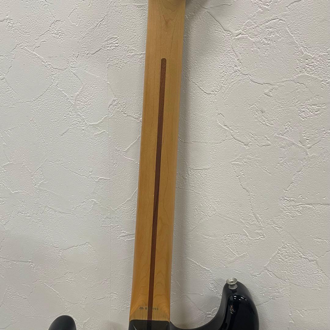 Fender フェンダー エレキギター STARTOCASTER R083703