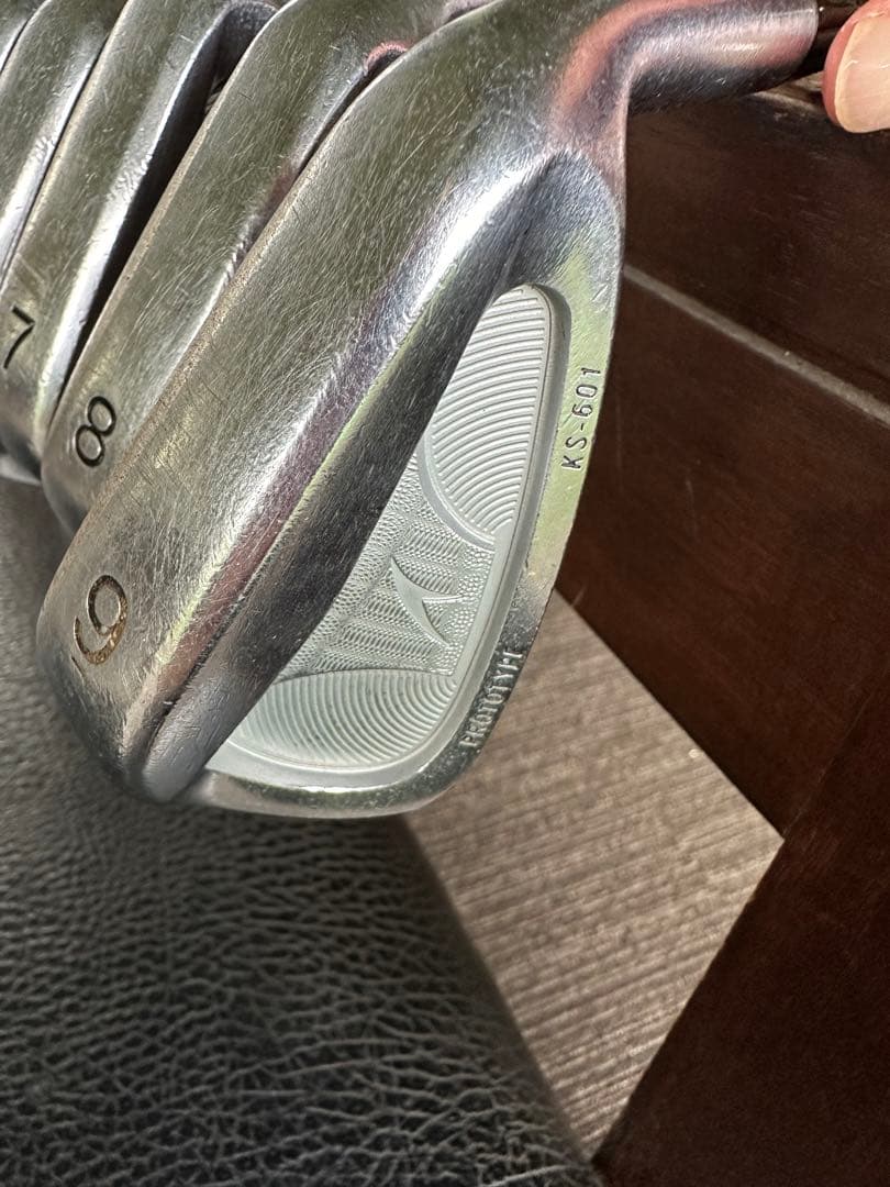 アキラ　MCI 100S アイアンセット 4-9 P 7本セット