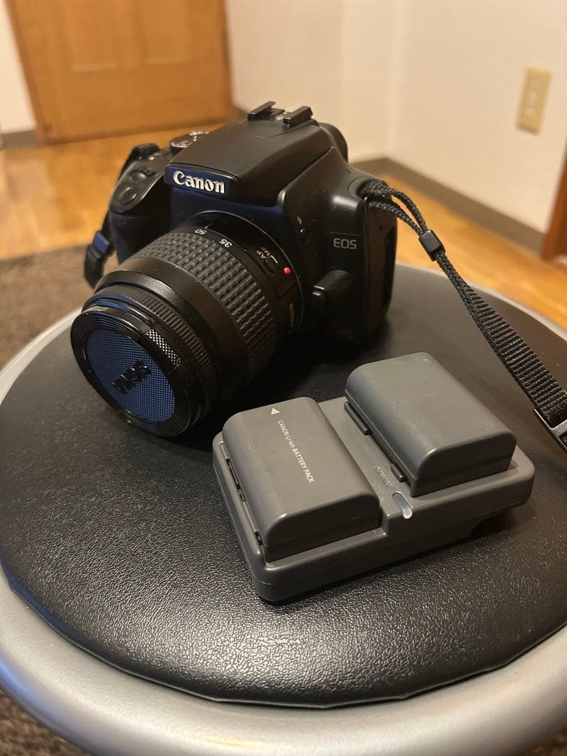 Canon EOS デジタル一眼レフカメラ 本体 バッテリー2個付き