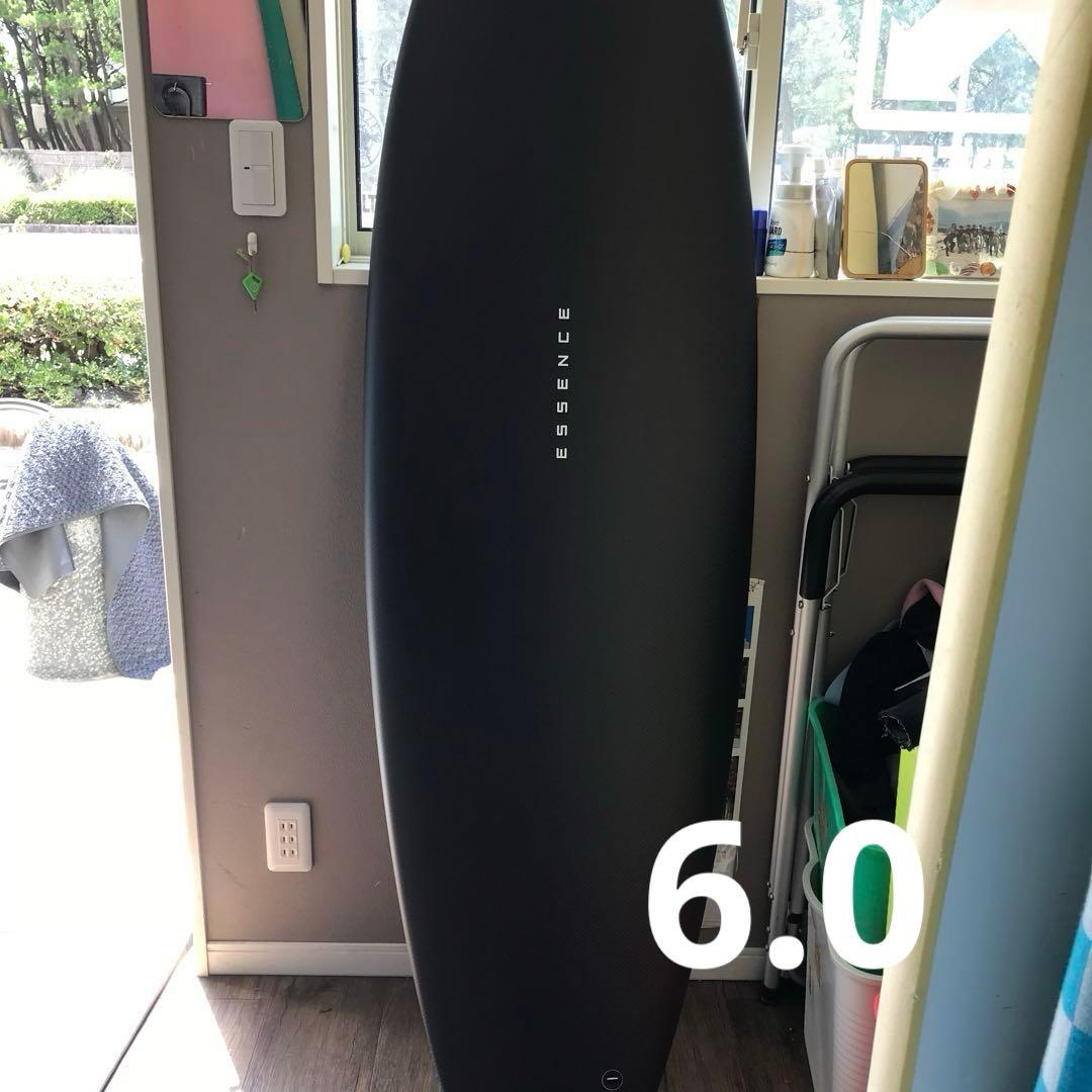 ESSENCE ブラック ショートボード6,0 カーボン　サーフボード
