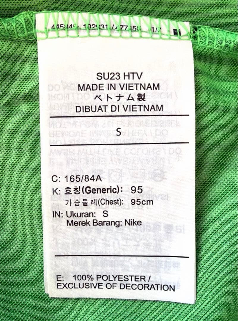 ナイキ　リバプール　LFC ユニフォーム　Tシャツ　Sサイズ