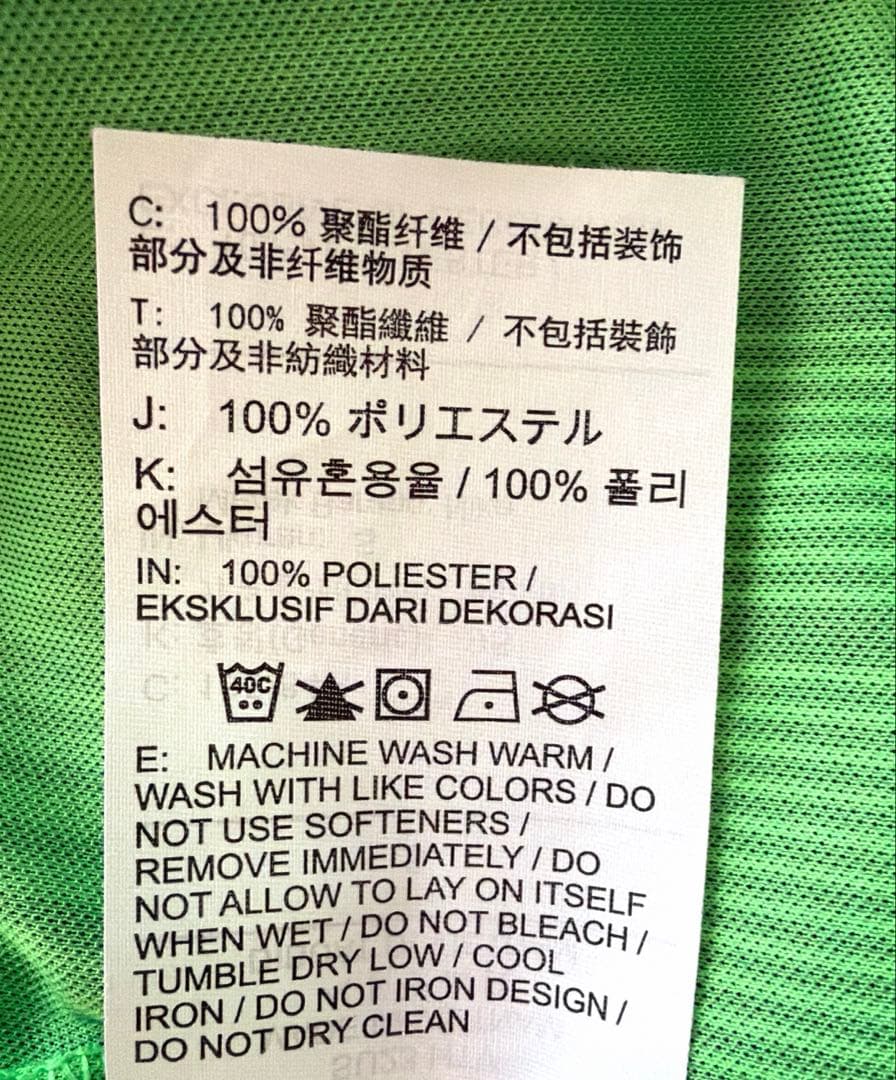 ナイキ　リバプール　LFC ユニフォーム　Tシャツ　Sサイズ