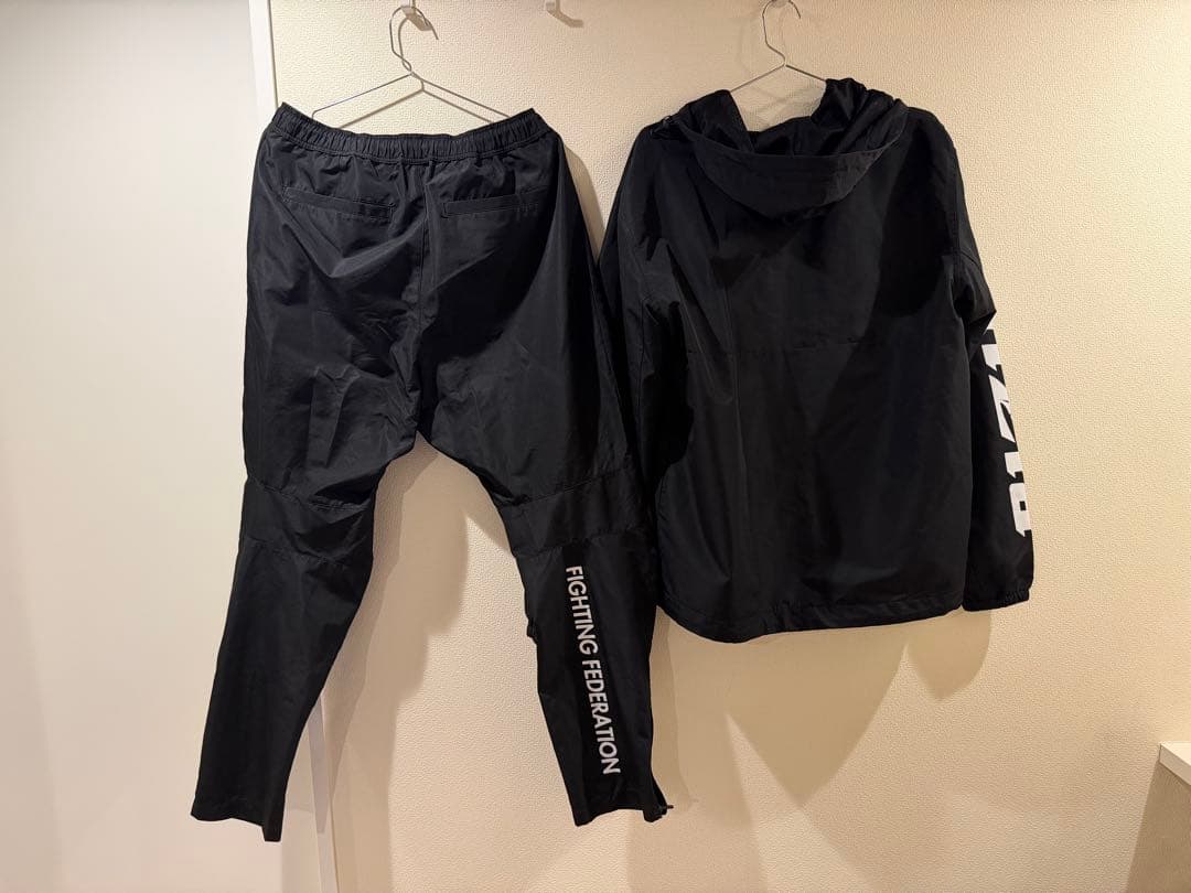 RIZIN フード付きジャケット・パンツセット ブラック