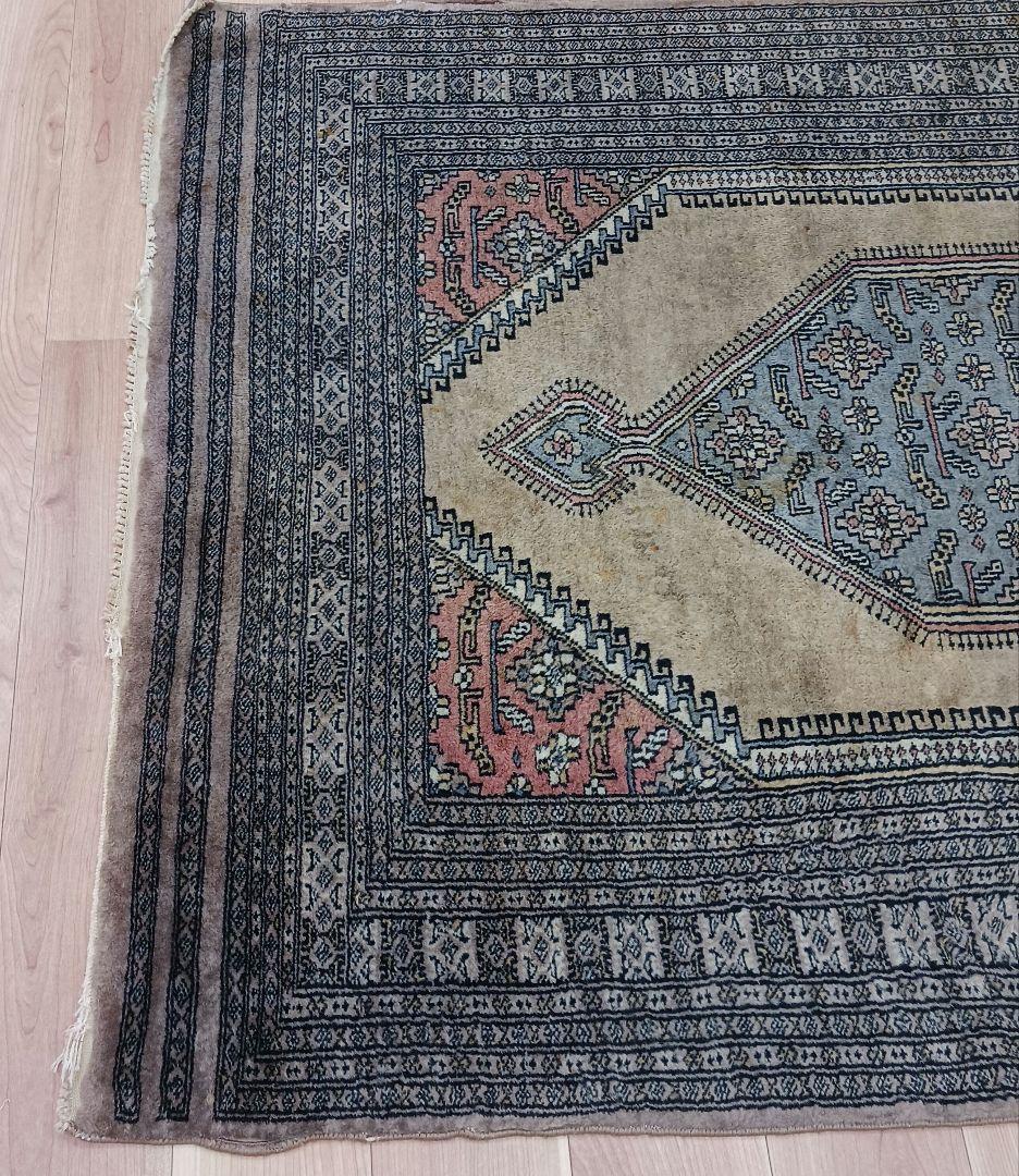 Y3080 パキスタン絨毯 ウール 手織り 193×125㎝ トライバルラグ