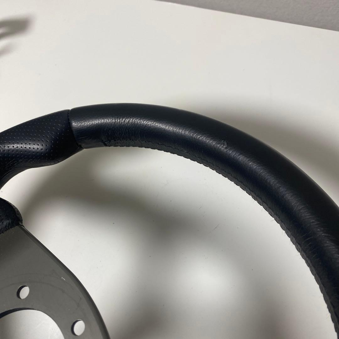 MOMO ステアリングホイール 32cm