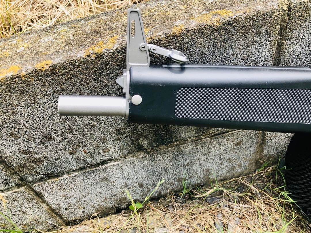 東京マルイ　電動ショットガン　AA-12 ドラムマガジン　専用マウント装着　中古