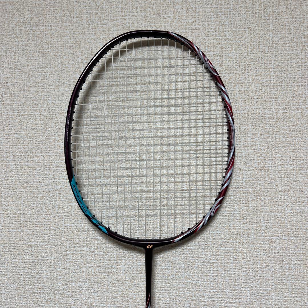 ヨネックス　美品　アストロクス100zz 4U6